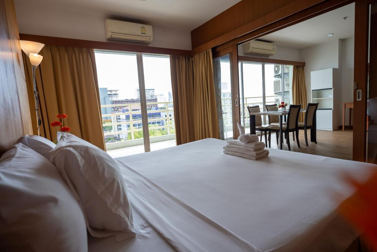Apartemen Walking Street Side View Talay 6 *