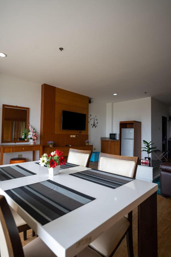 Apartemen Walking Street Side View Talay 6 *